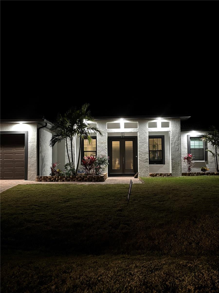 15504 HENNIPEN CIR, PORT CHARLOTTE, FL, 33981