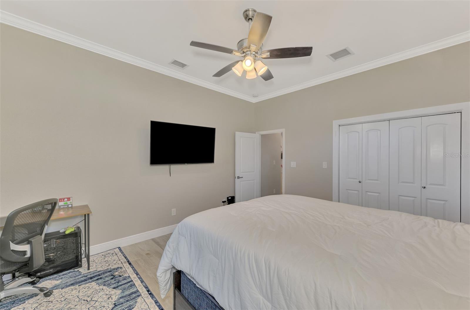 15504 HENNIPEN CIR, PORT CHARLOTTE, FL, 33981