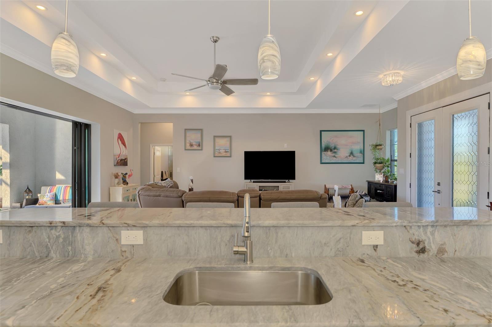 15504 HENNIPEN CIR, PORT CHARLOTTE, FL, 33981