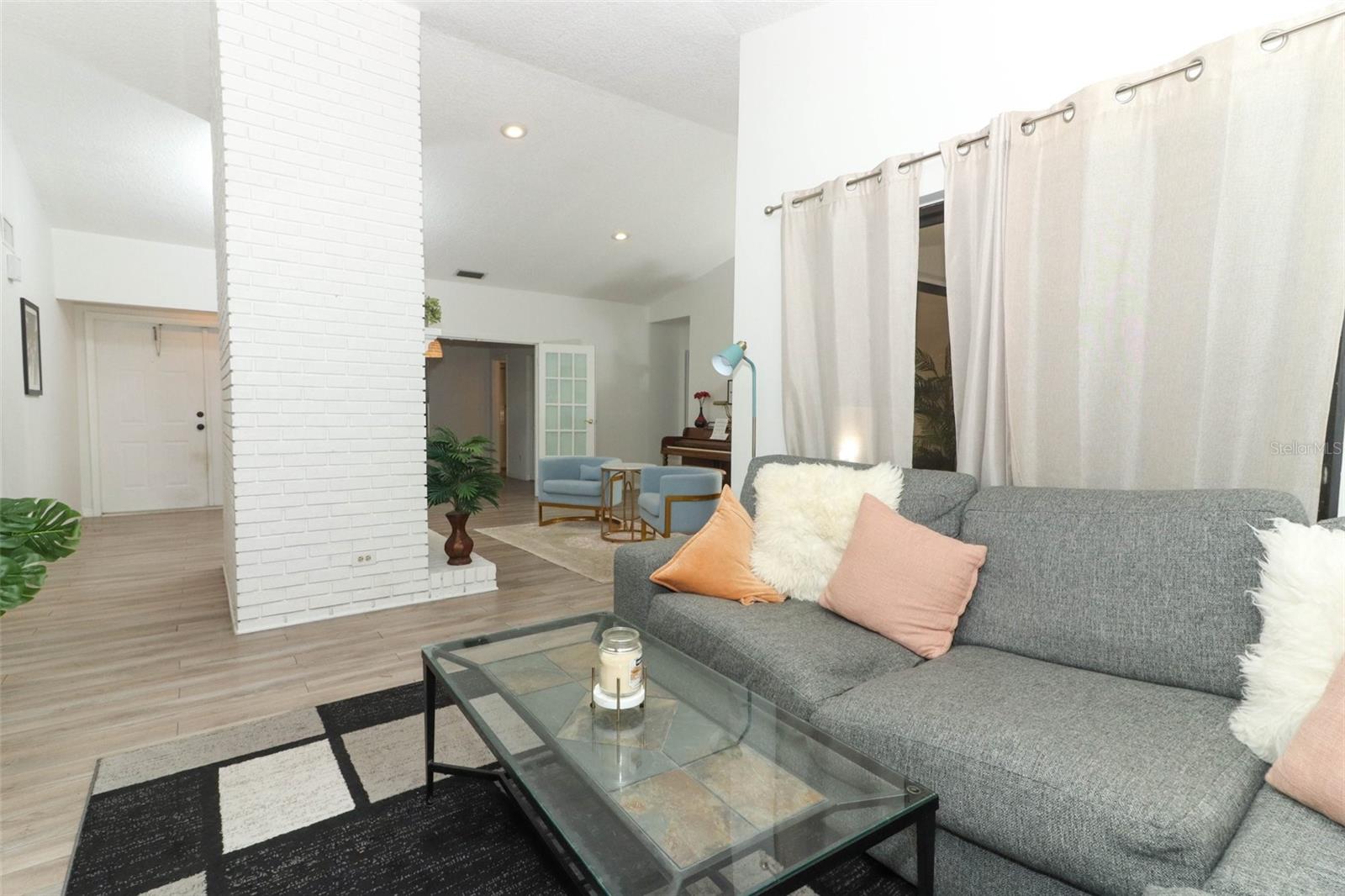 7308 PINEMOUNT DR, ORLANDO, FL, 32819