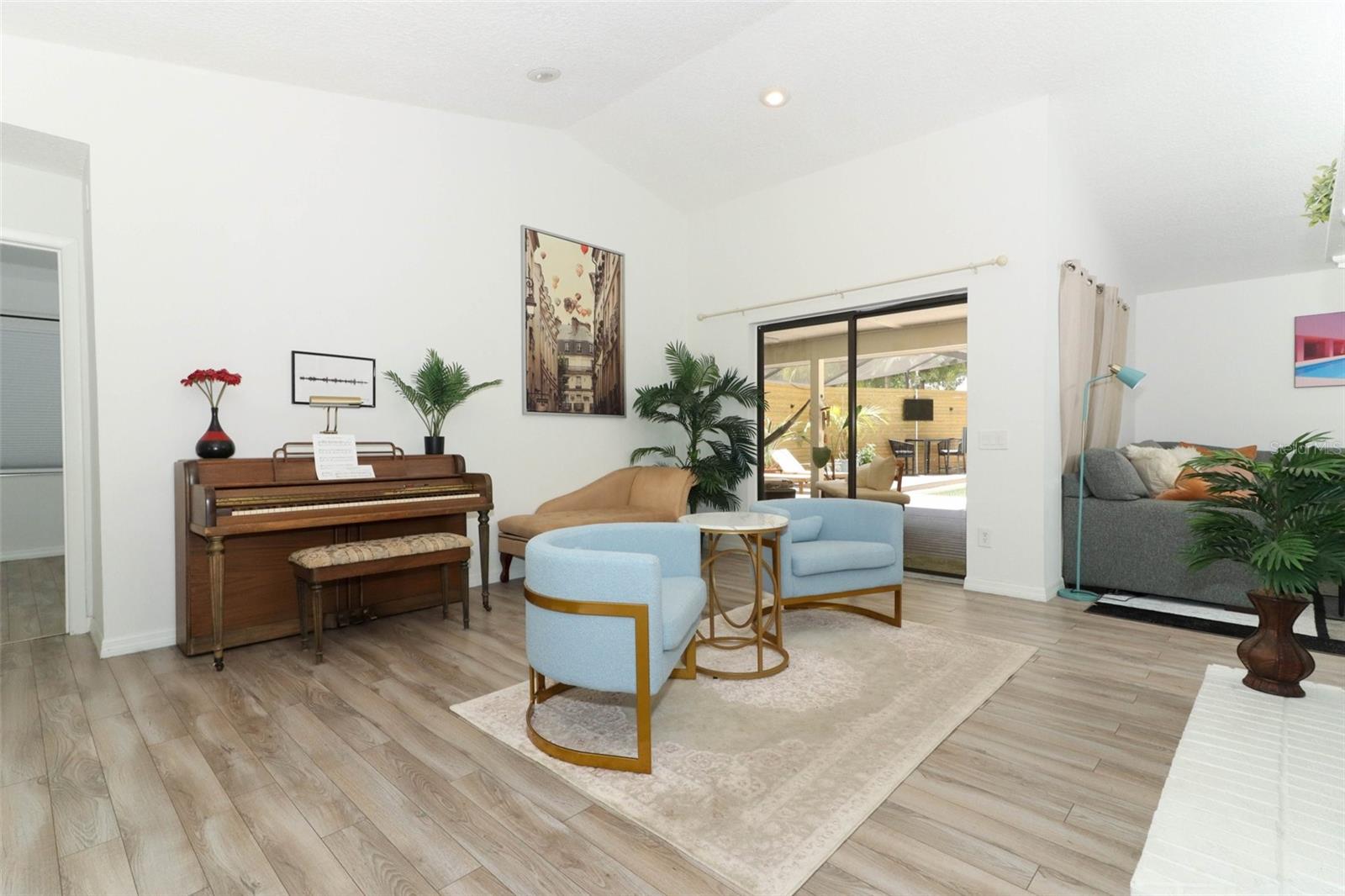 7308 PINEMOUNT DR, ORLANDO, FL, 32819