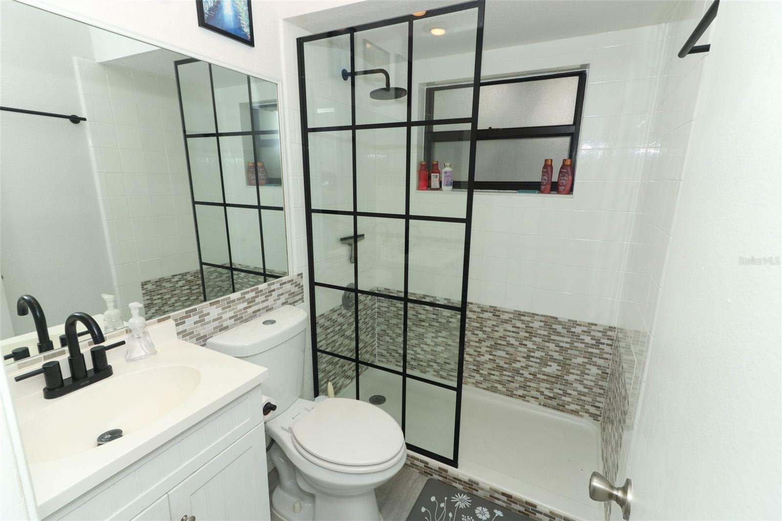 7308 PINEMOUNT DR, ORLANDO, FL, 32819