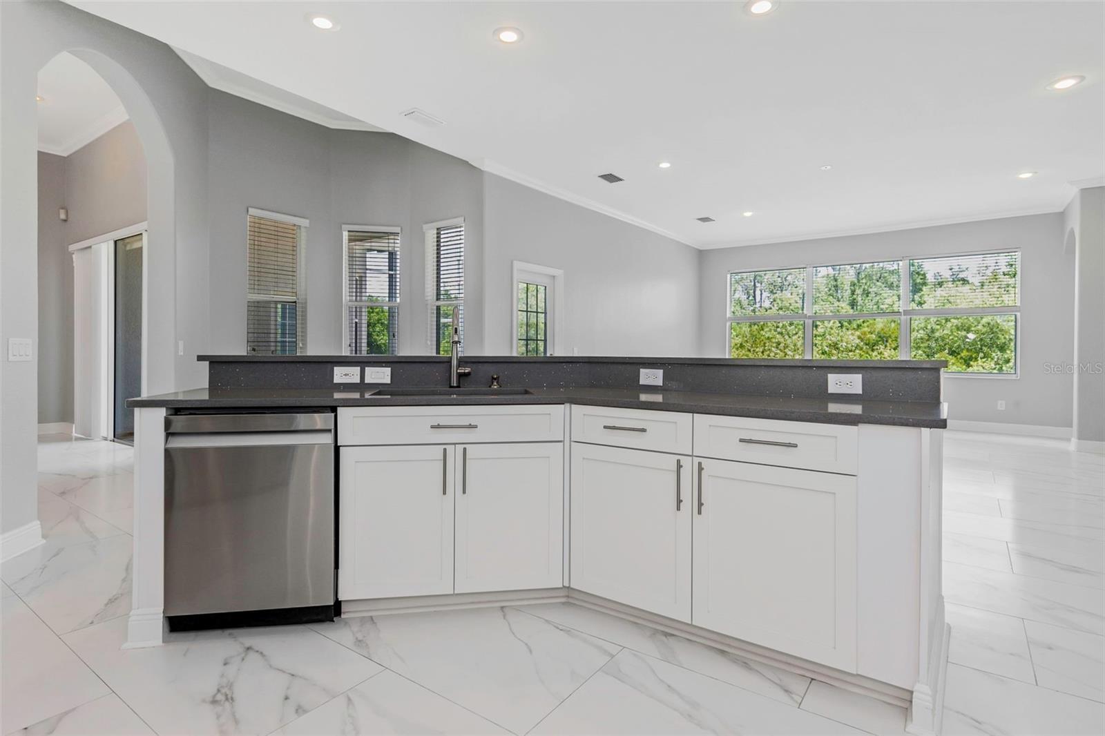 6218 BRIDLEFORD DR, WESLEY CHAPEL, FL, 33545