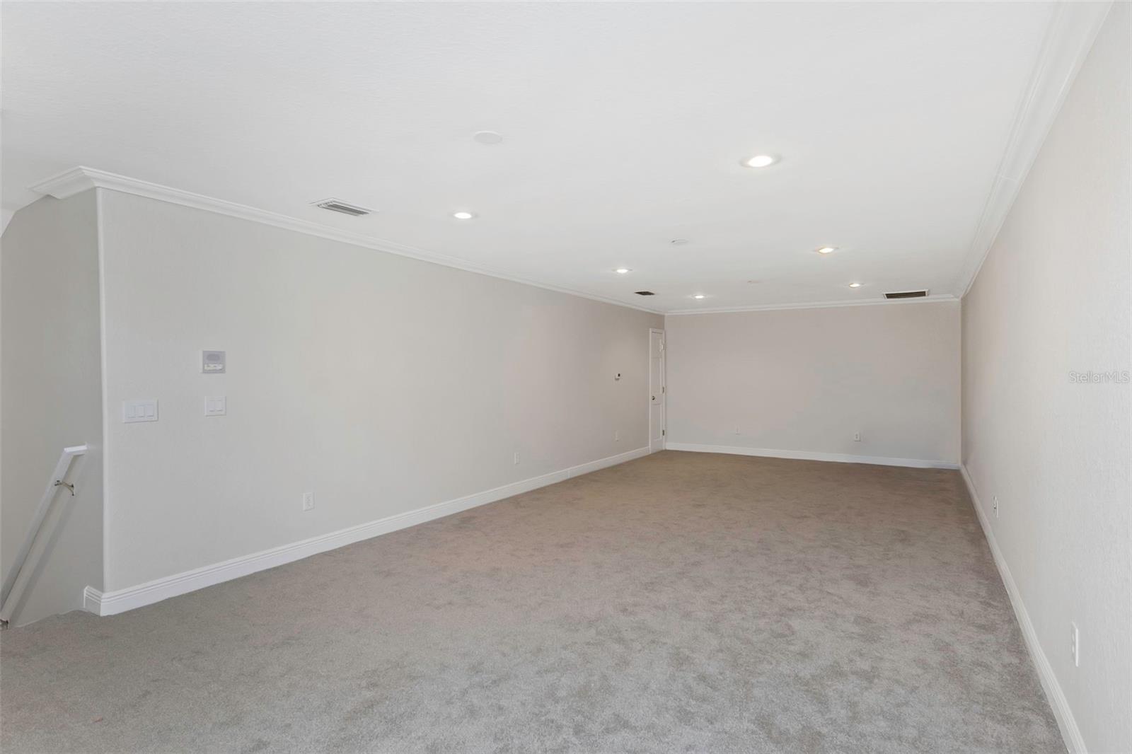 6218 BRIDLEFORD DR, WESLEY CHAPEL, FL, 33545