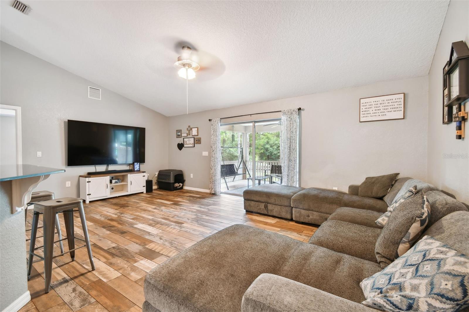 31154 LOCHMORE CIR, SORRENTO, FL, 32776