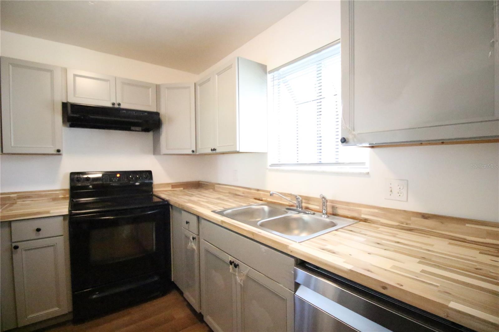 2300 SW 43RD ST #B1, GAINESVILLE, FL, 32607