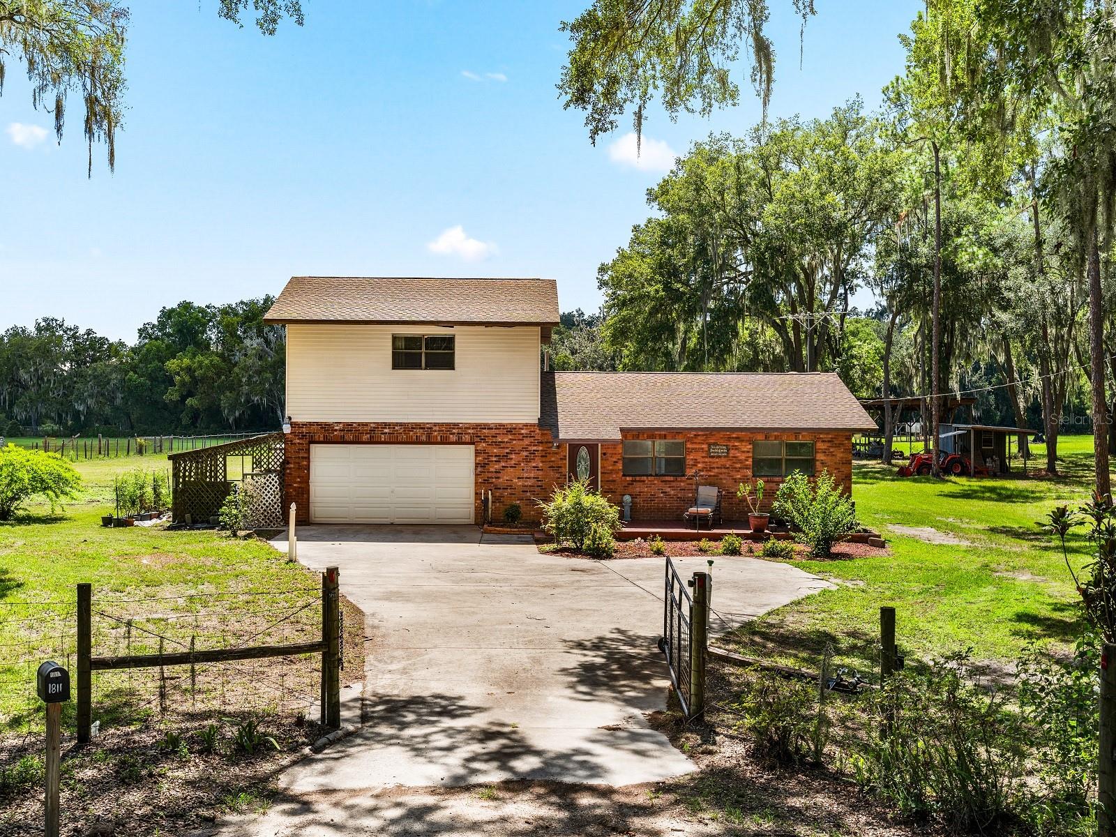 1811 MARTIN RD, DOVER, FL, 33527