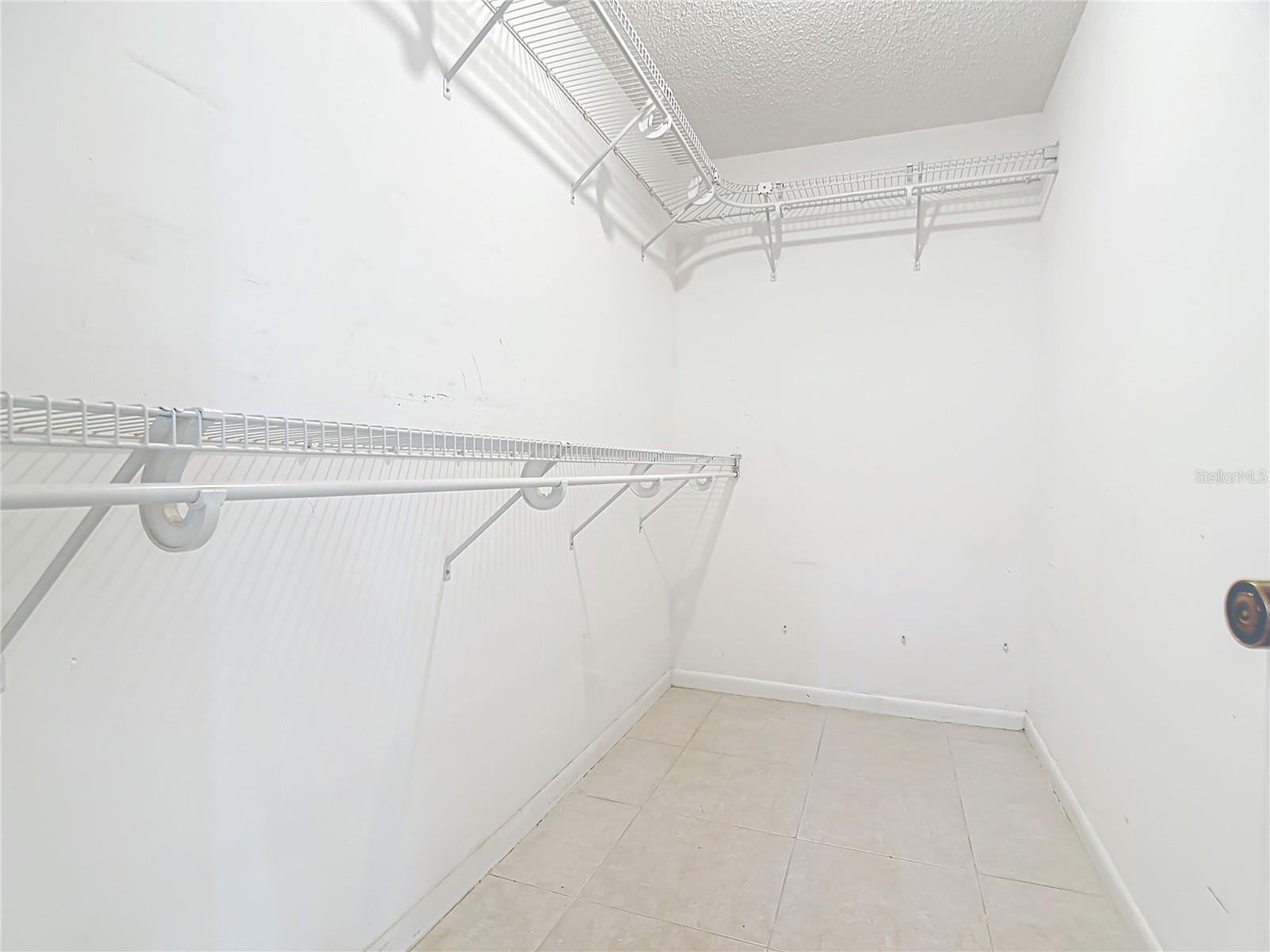 235 COUNTRY CLUB DR, MELBOURNE, FL, 32940