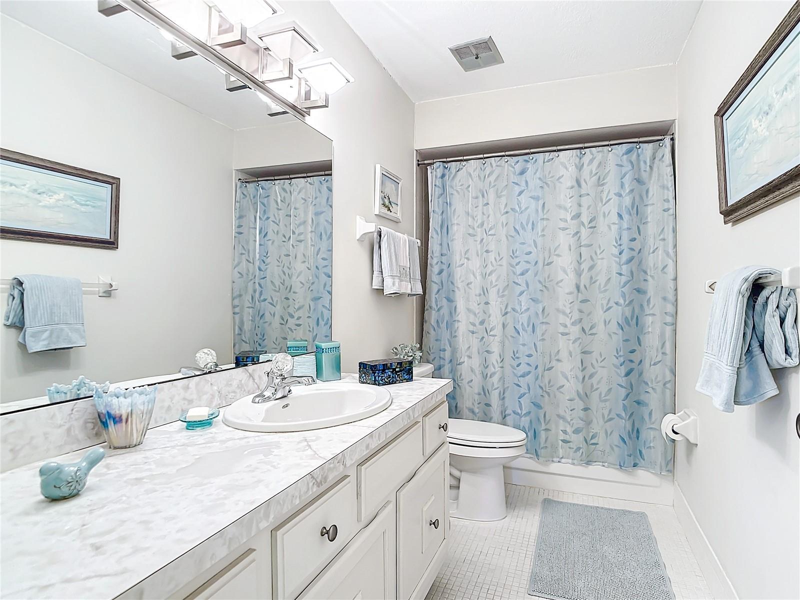 235 COUNTRY CLUB DR, MELBOURNE, FL, 32940