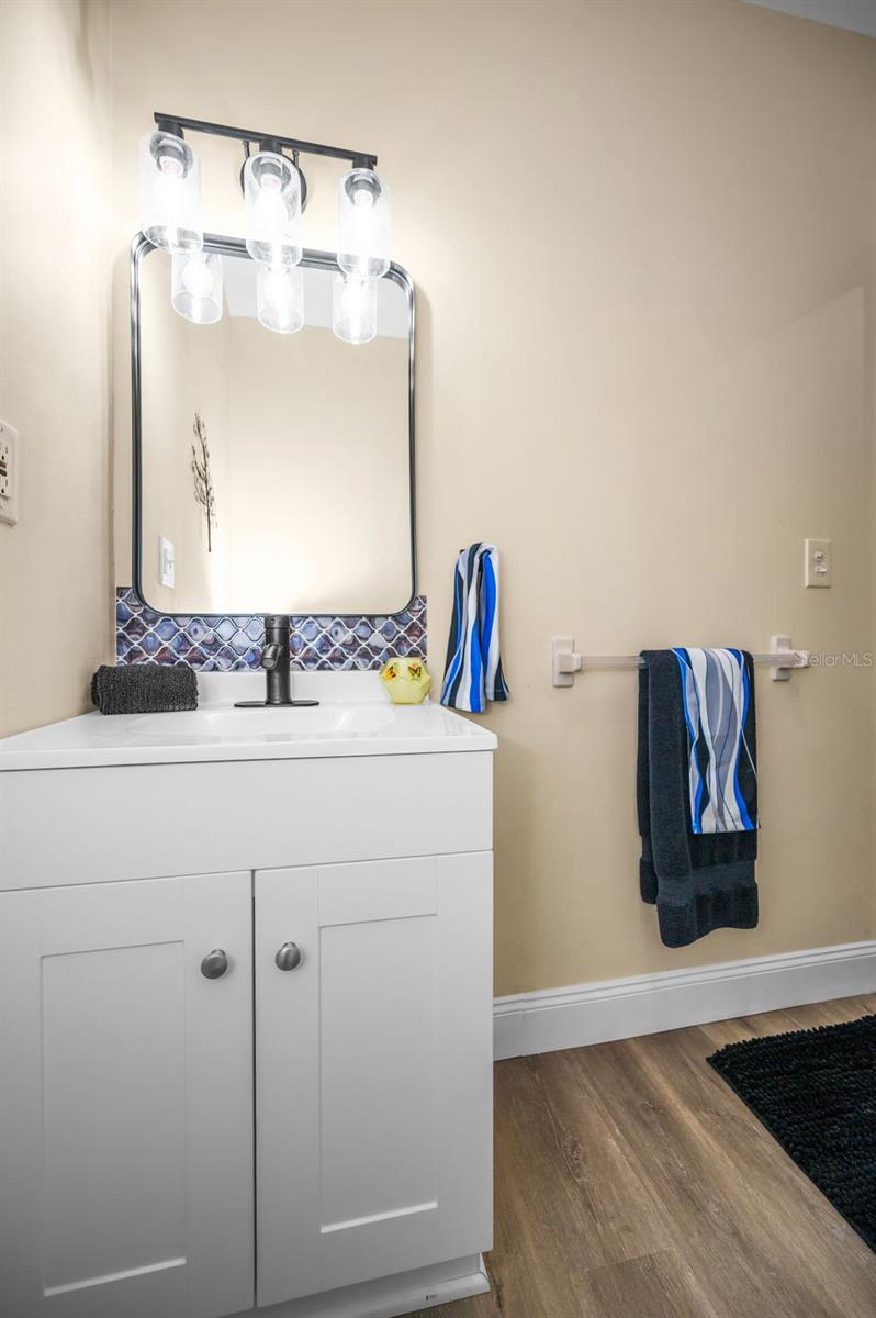335 TUCKER ST, SAFETY HARBOR, FL, 34695