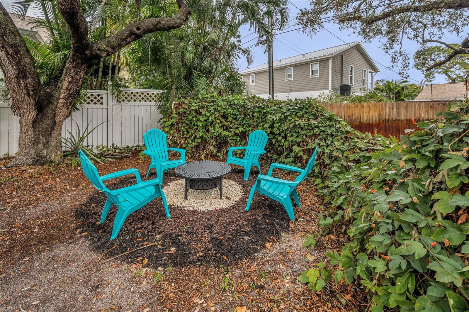 335 TUCKER ST, SAFETY HARBOR, FL, 34695