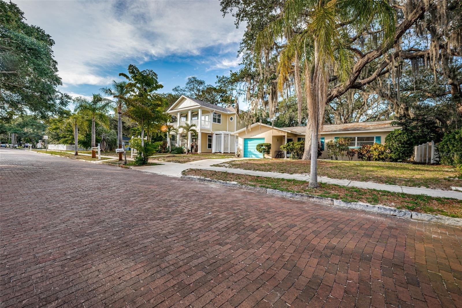335 TUCKER ST, SAFETY HARBOR, FL, 34695