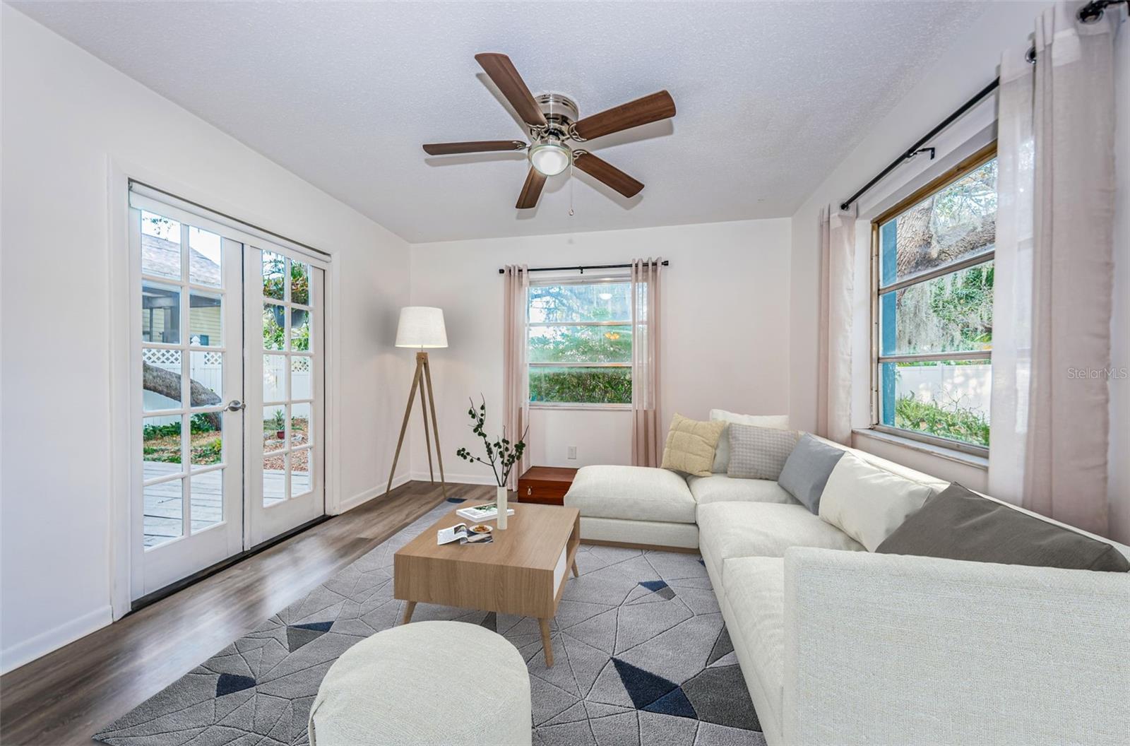 335 TUCKER ST, SAFETY HARBOR, FL, 34695
