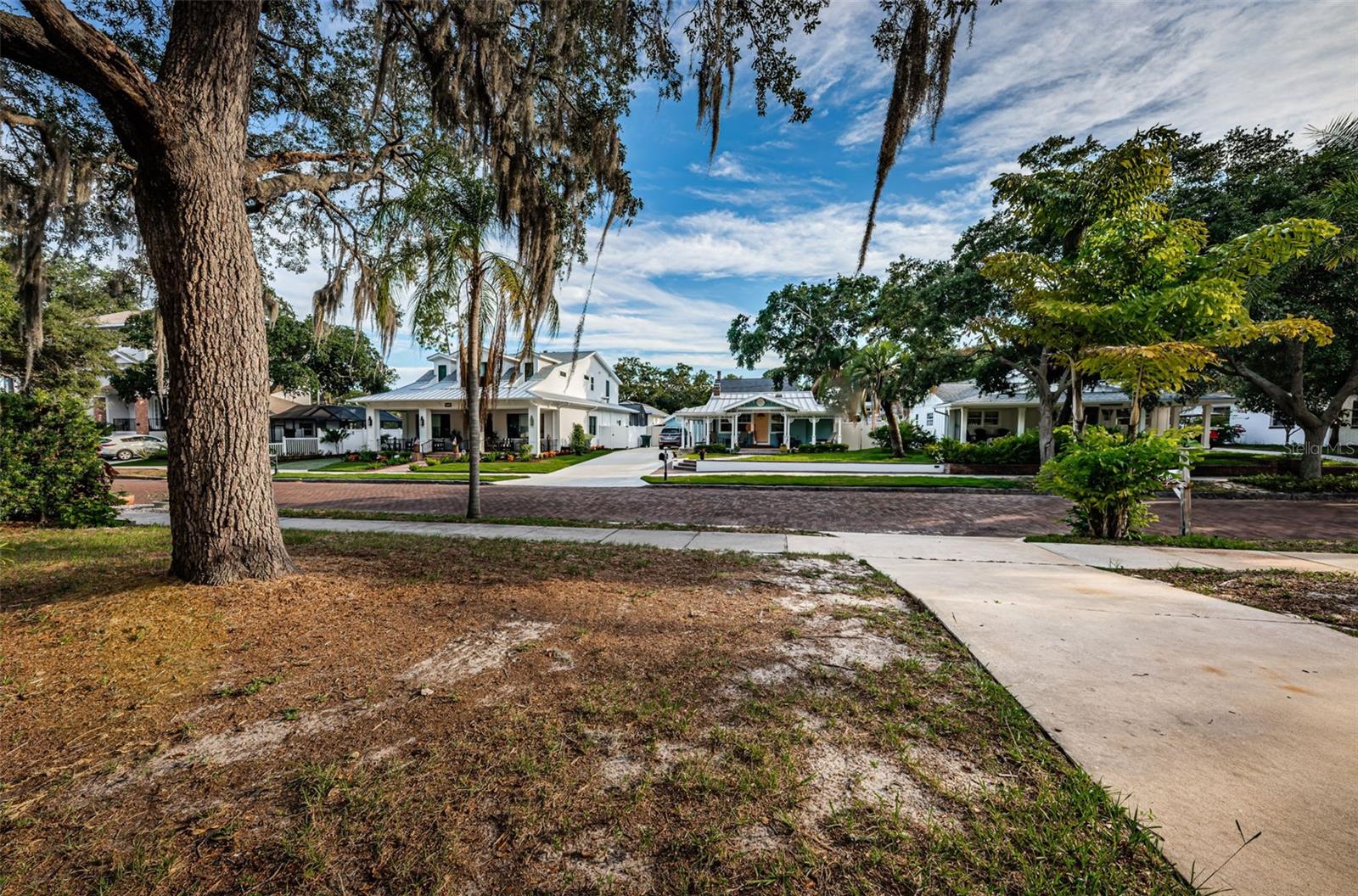 335 TUCKER ST, SAFETY HARBOR, FL, 34695