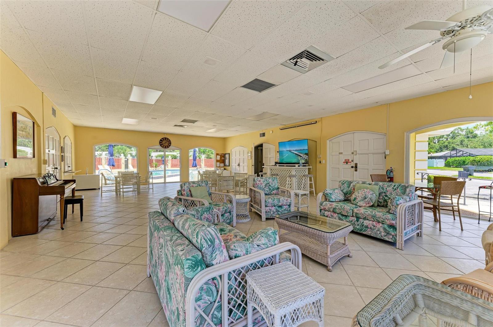 5923 TIDEWOOD AVE #6, SARASOTA, FL, 34231