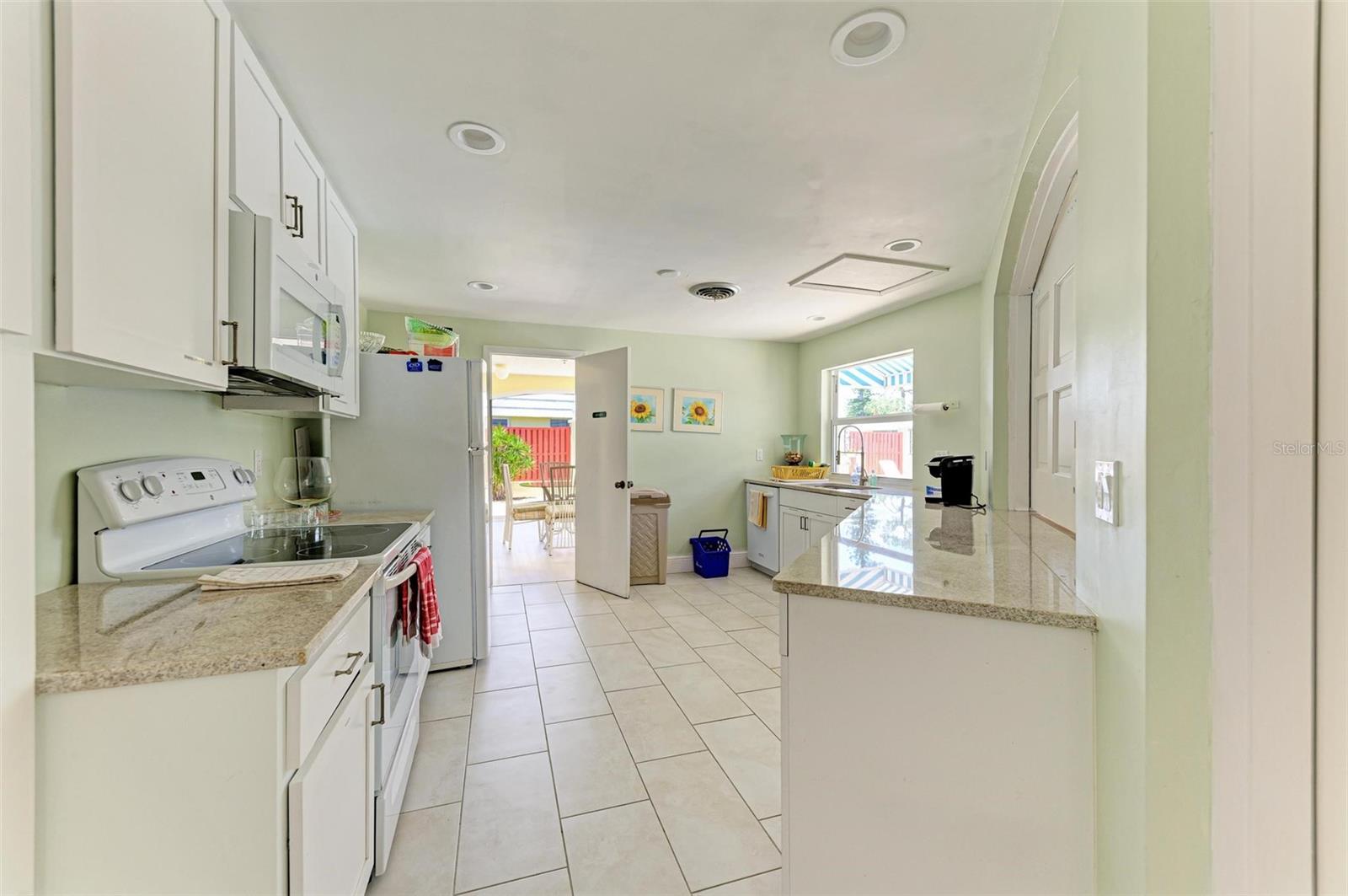 5923 TIDEWOOD AVE #6, SARASOTA, FL, 34231