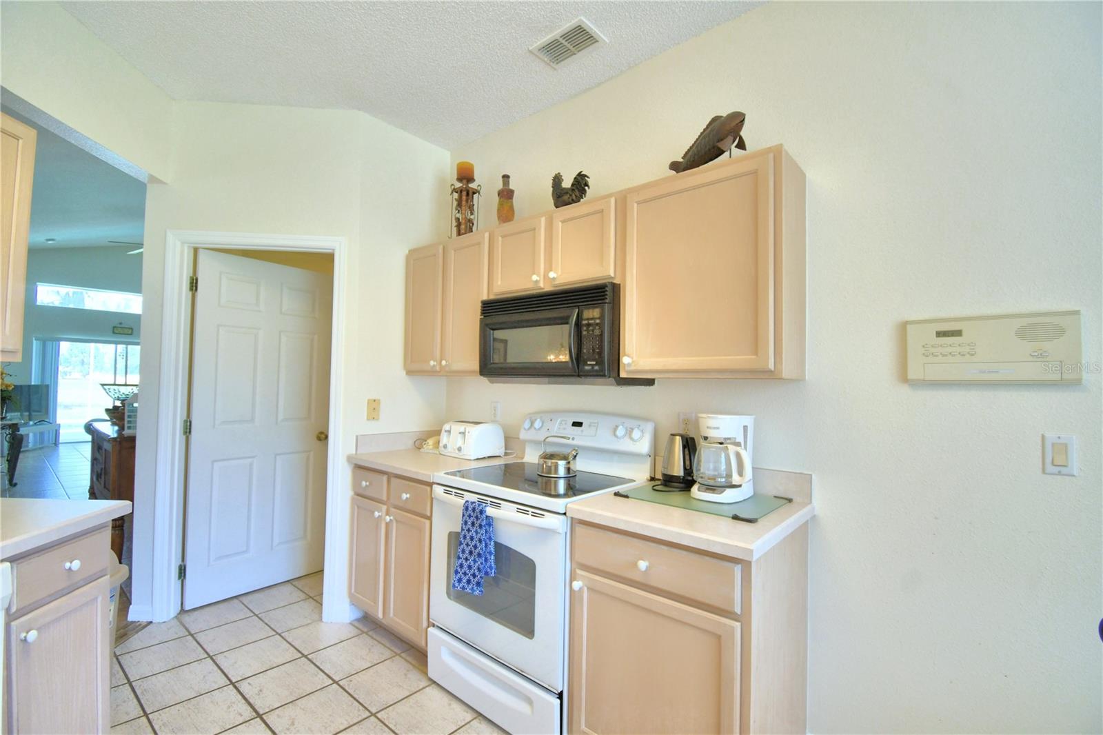 1608 FOREST HILLS LN, HAINES CITY, FL, 33844