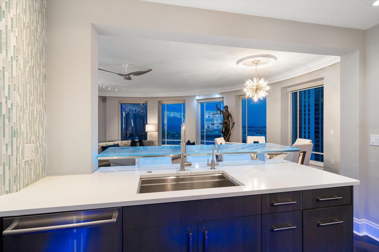 U8243966 Property Photo