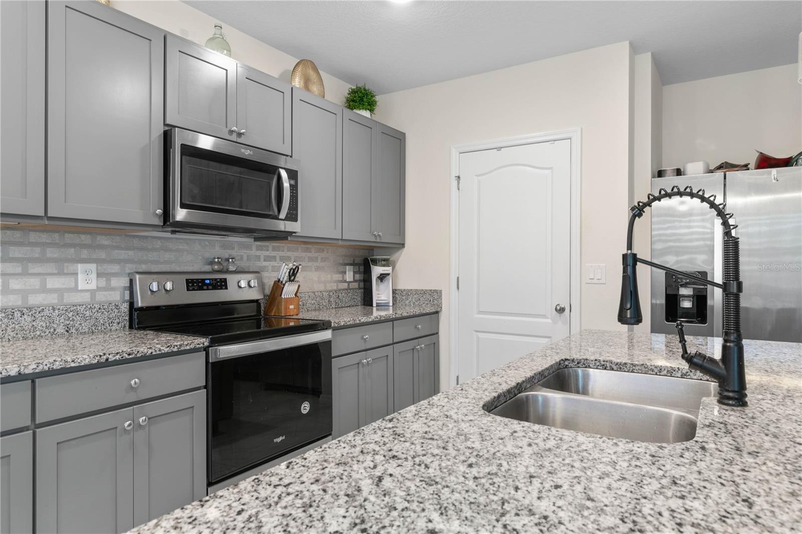 225 SUNSET POINT DR, ORMOND BEACH, FL, 32174