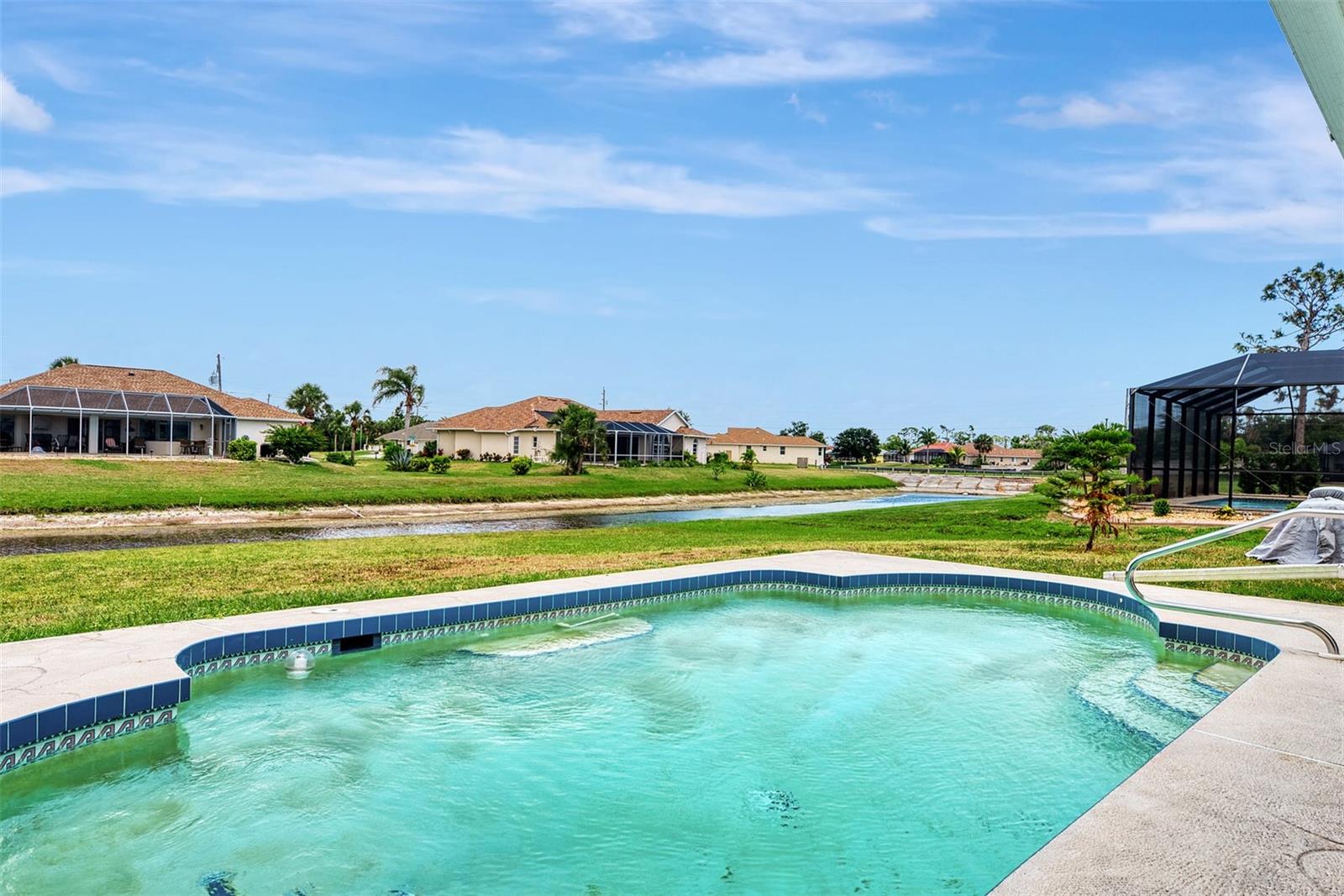 136 LONG MEADOW LN, ROTONDA WEST, FL, 33947