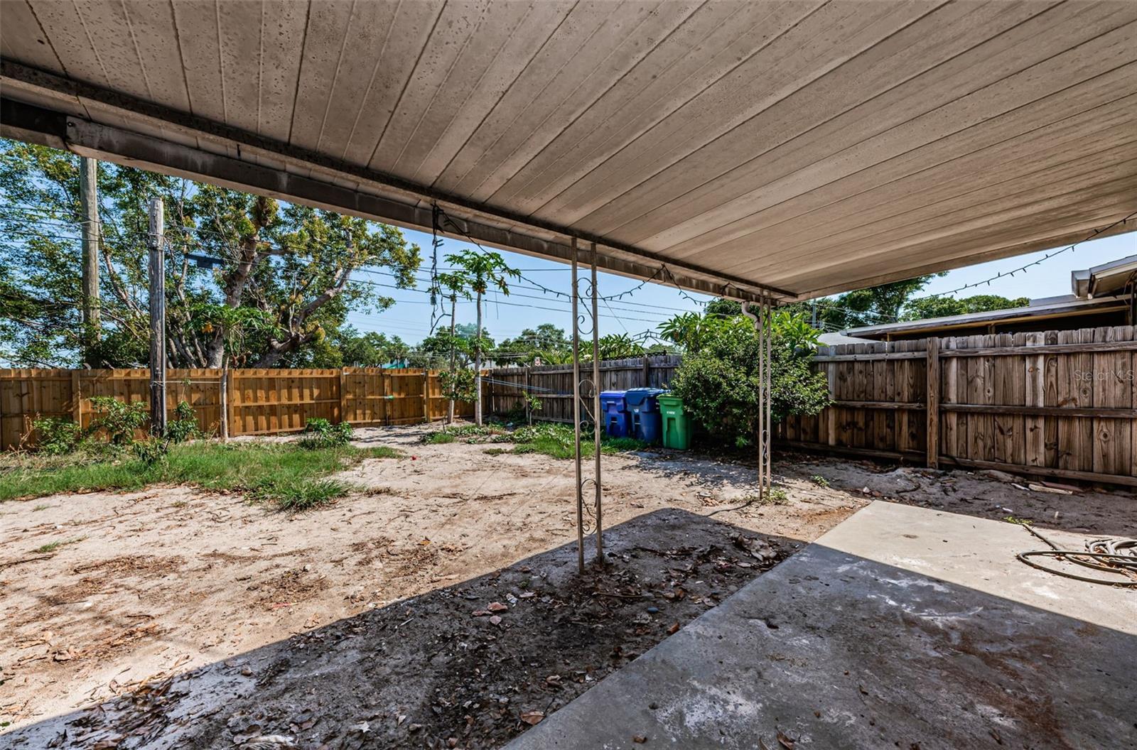 6975 301ST AVE N, CLEARWATER, FL, 33761