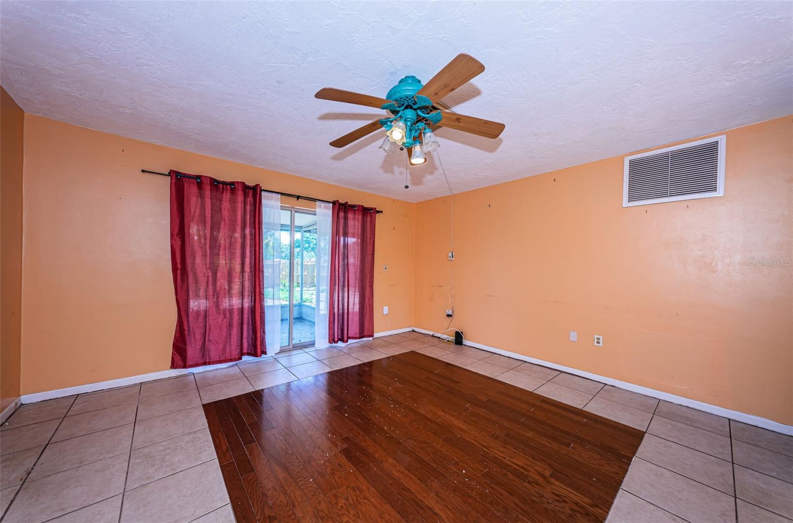 6975 301ST AVE N, CLEARWATER, FL, 33761