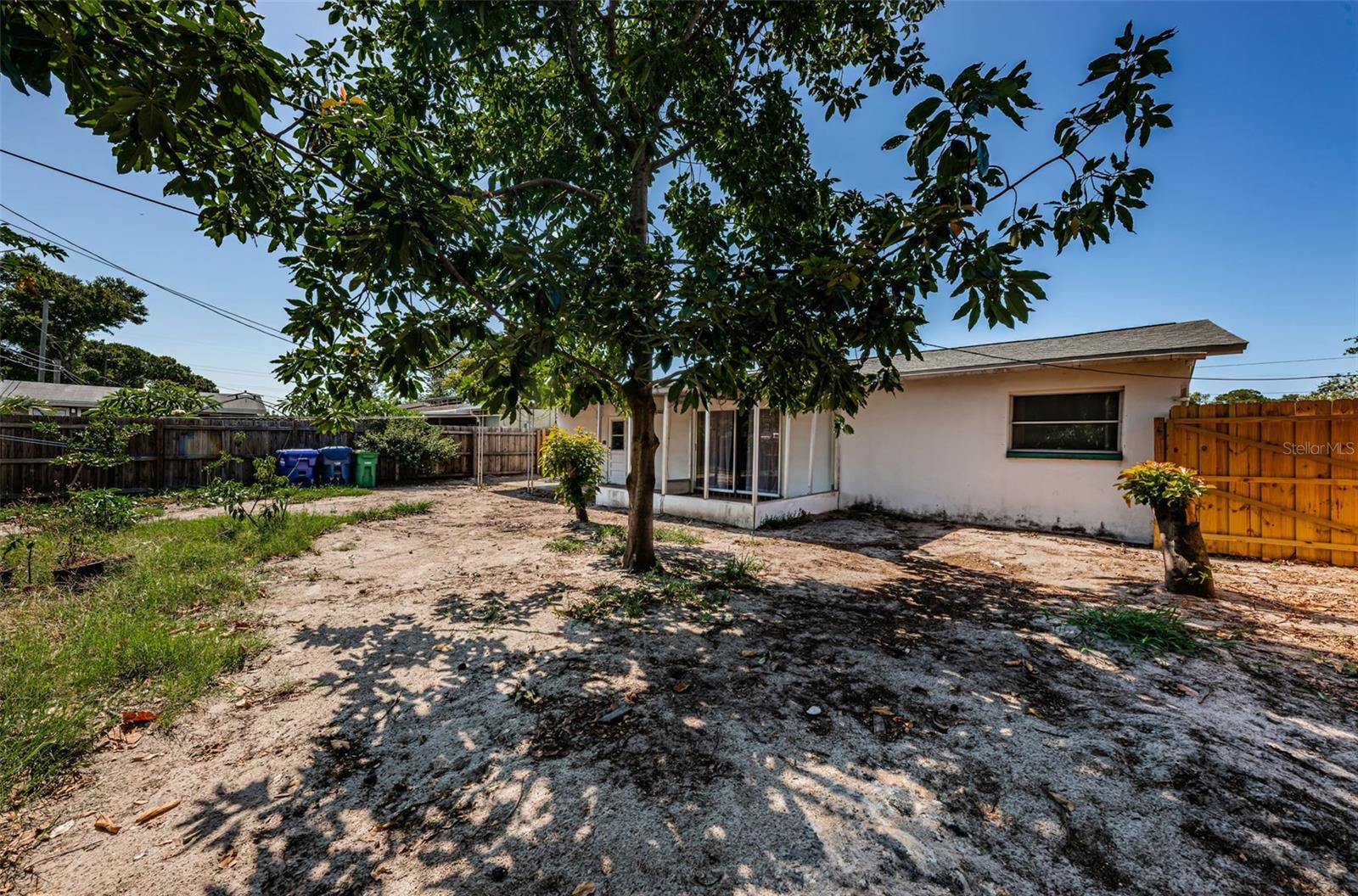 6975 301ST AVE N, CLEARWATER, FL, 33761
