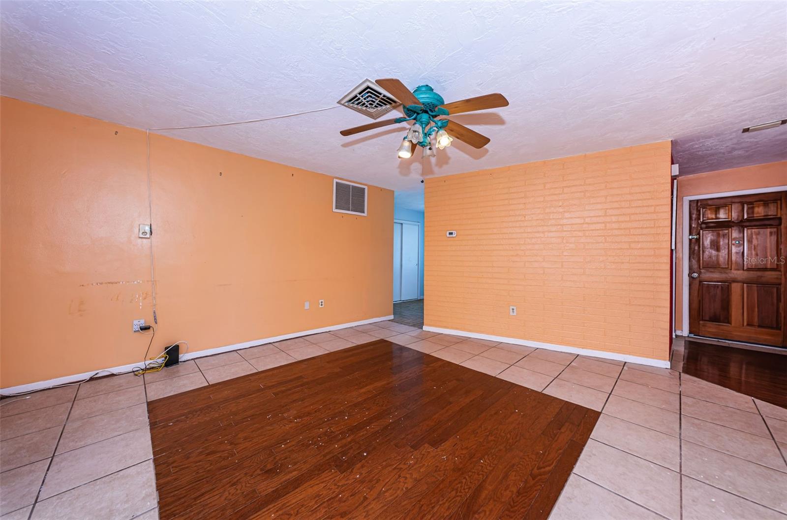 6975 301ST AVE N, CLEARWATER, FL, 33761