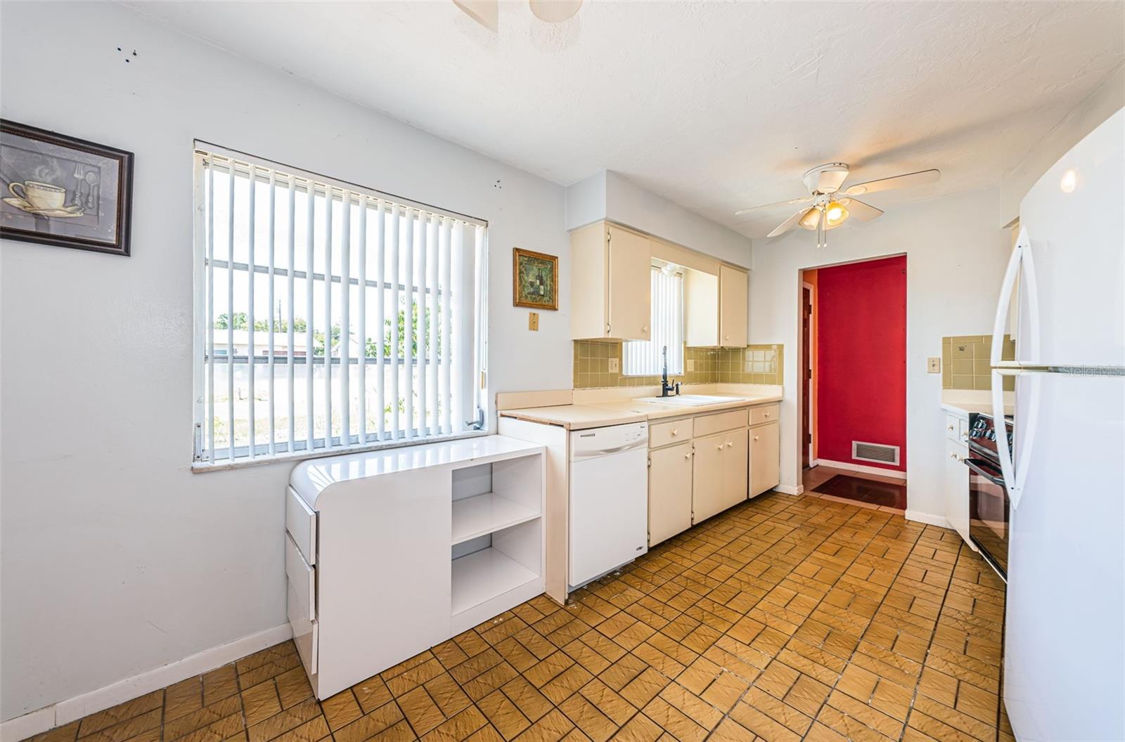 6975 301ST AVE N, CLEARWATER, FL, 33761