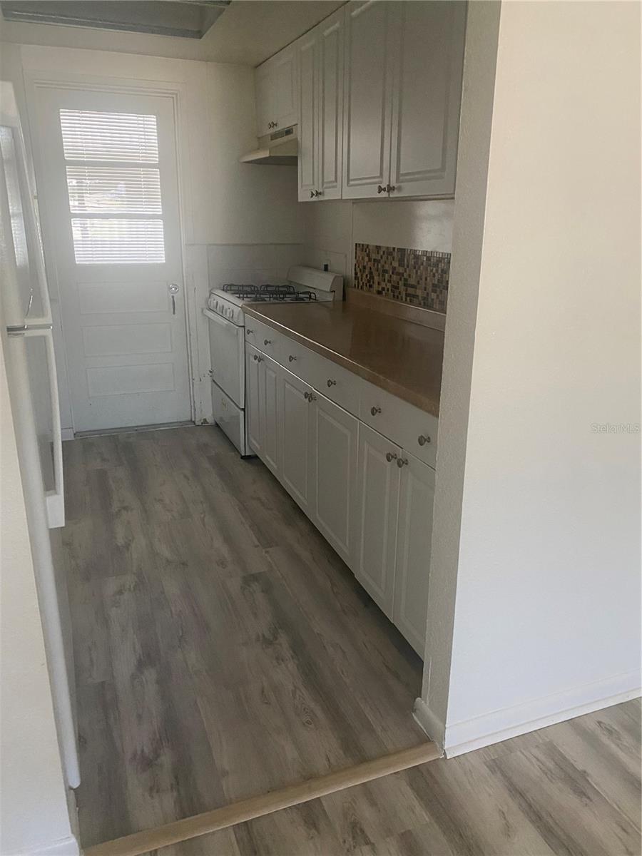 911 WASHINGTON AVE #212, LARGO, FL, 33770