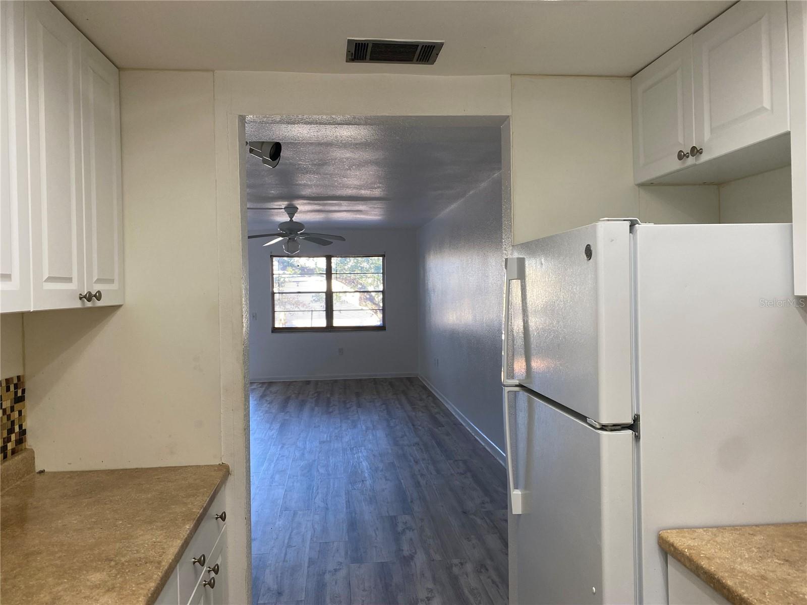 911 WASHINGTON AVE #212, LARGO, FL, 33770
