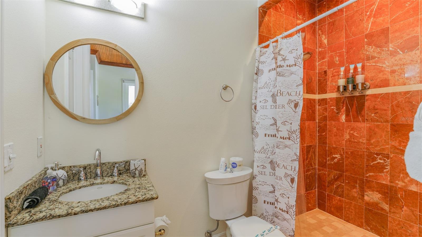 2203 AVENUE C #B, BRADENTON BEACH, FL, 34217
