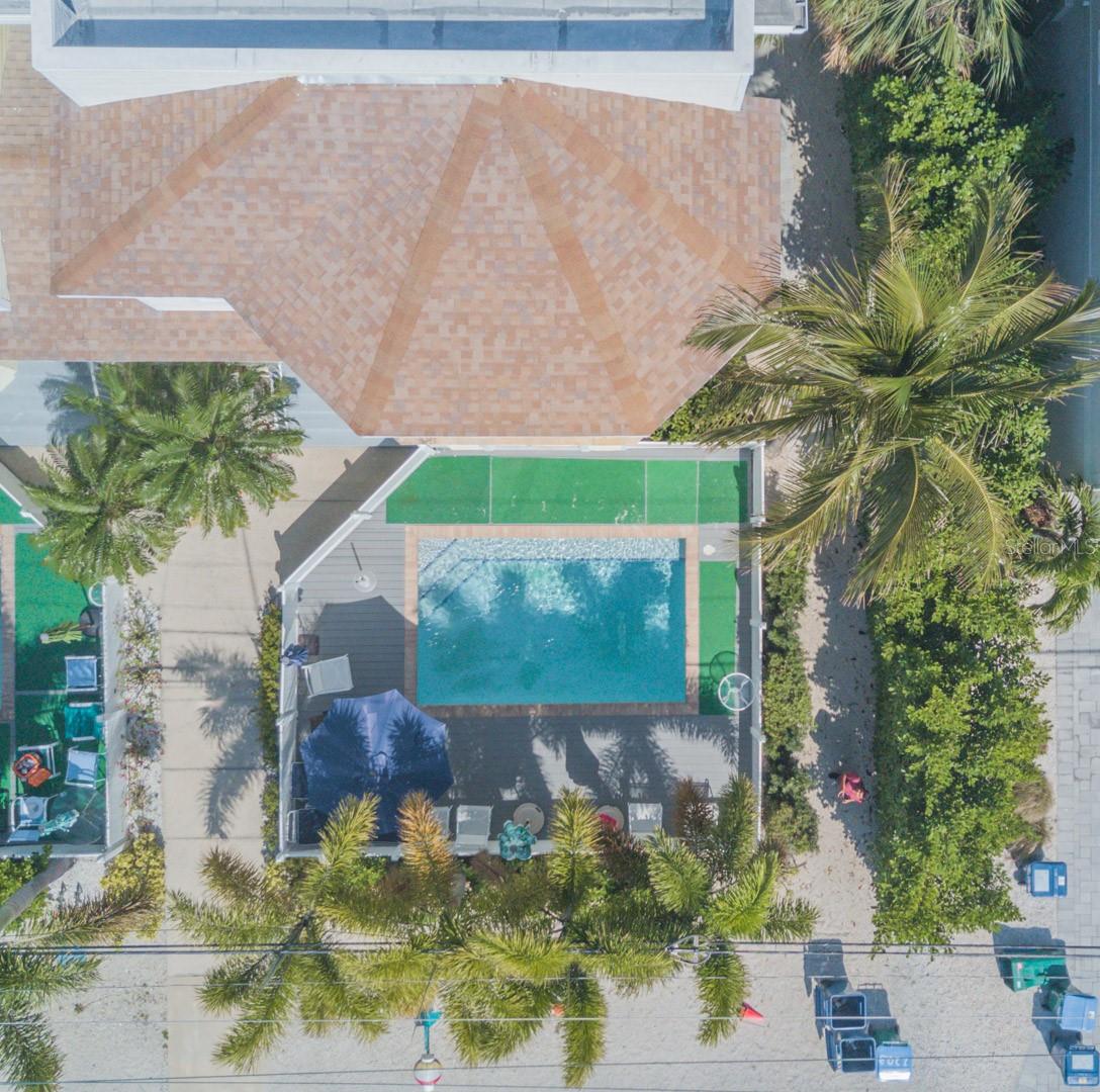 2203 AVENUE C #B, BRADENTON BEACH, FL, 34217
