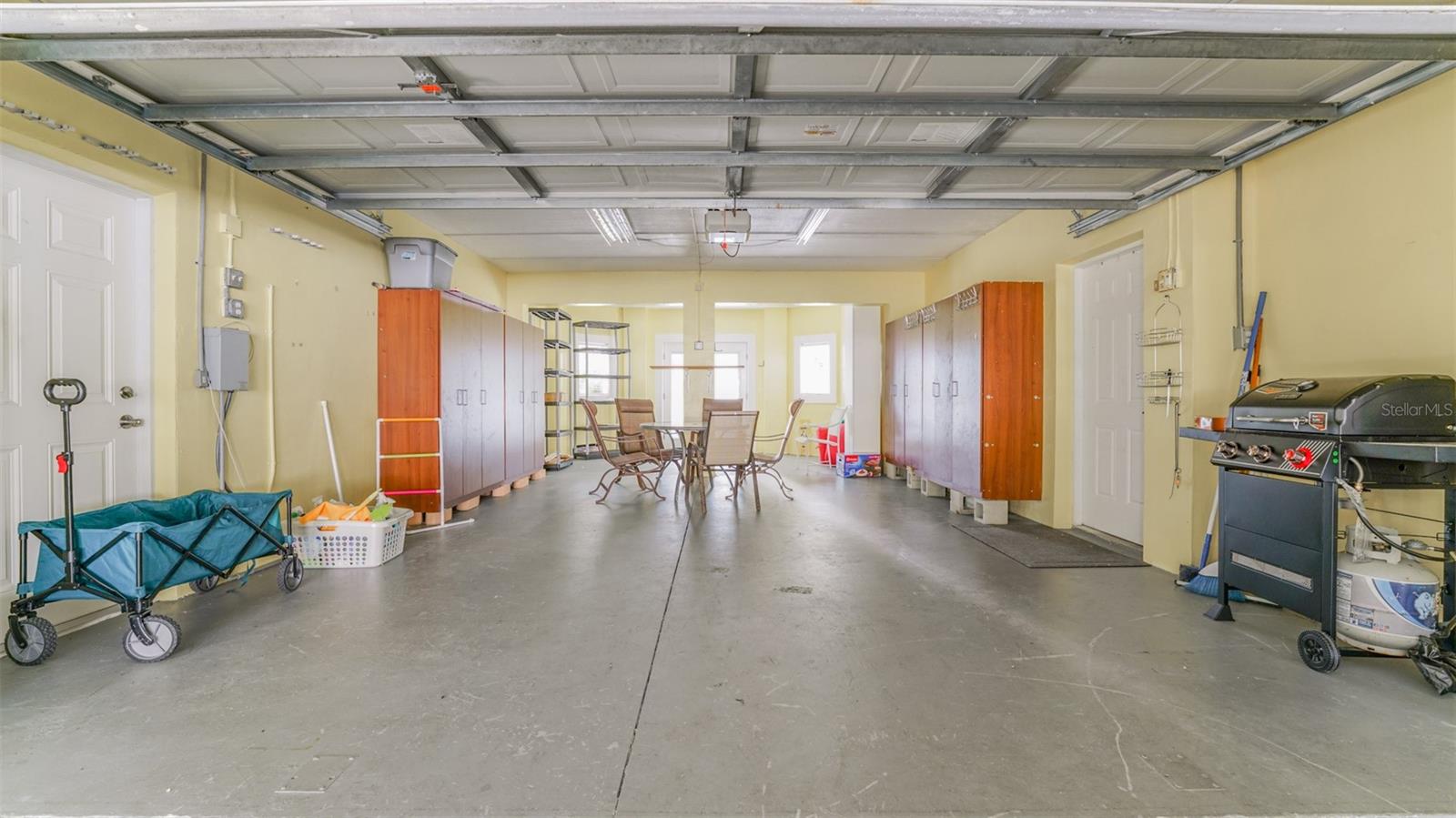 2203 AVENUE C #B, BRADENTON BEACH, FL, 34217