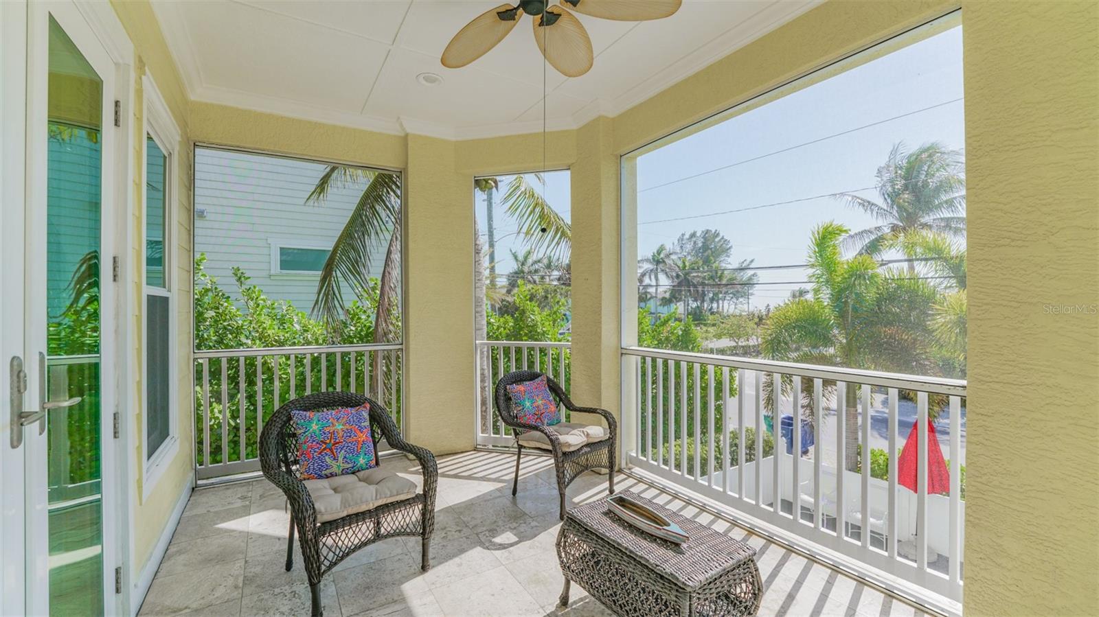 2203 AVENUE C #B, BRADENTON BEACH, FL, 34217