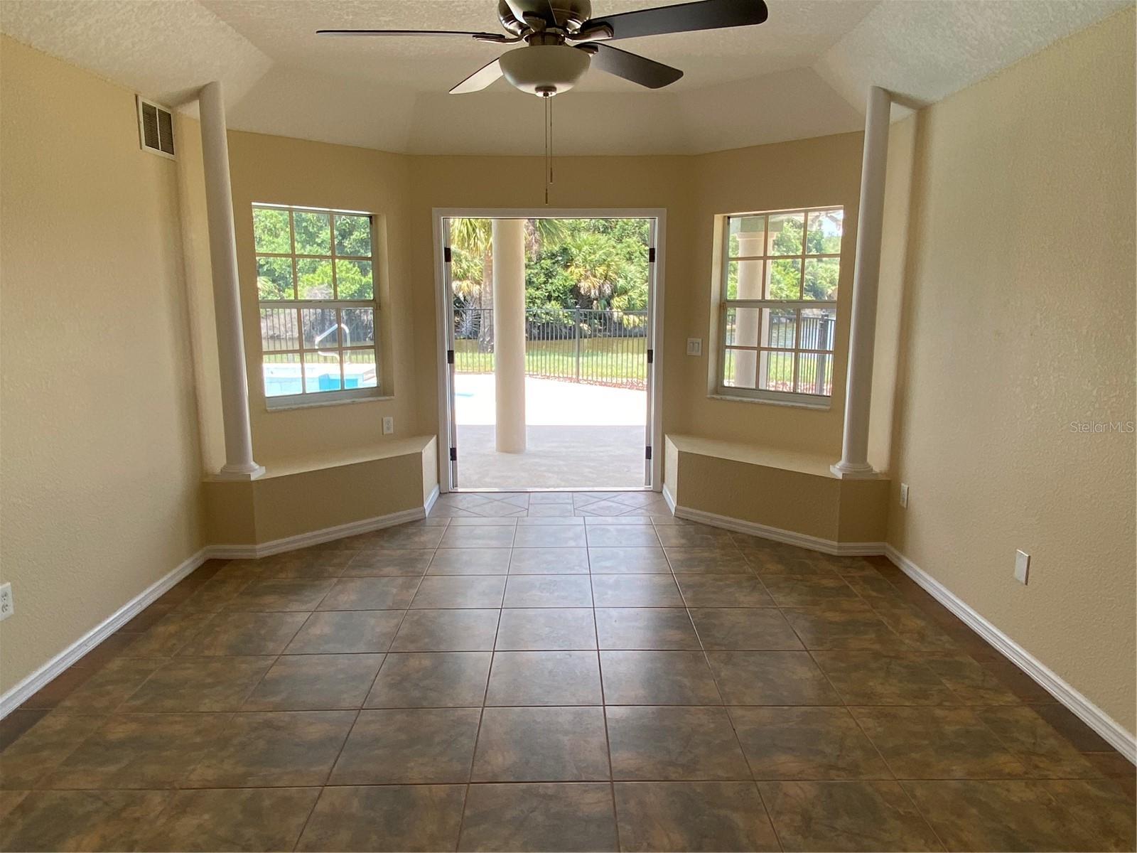 460 CHUBUT CT, PUNTA GORDA, FL, 33983