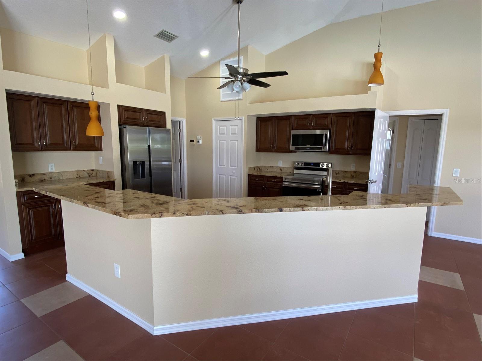 460 CHUBUT CT, PUNTA GORDA, FL, 33983