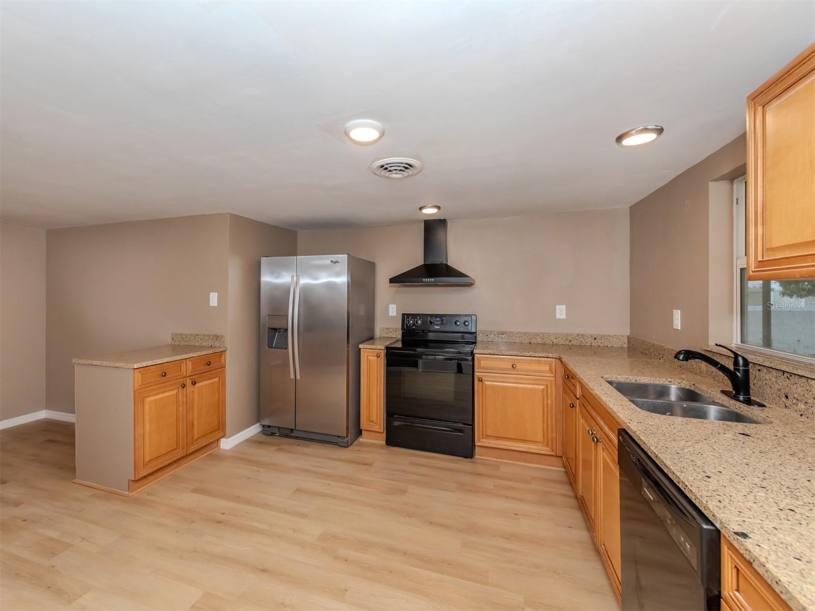 875 SOUTHLAND RD, VENICE, FL, 34293