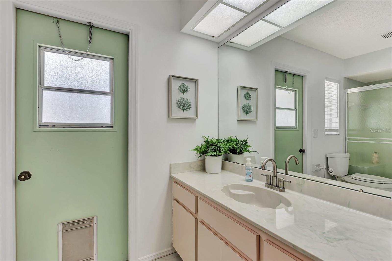 1567 WATERFORD DR, VENICE, FL, 34292
