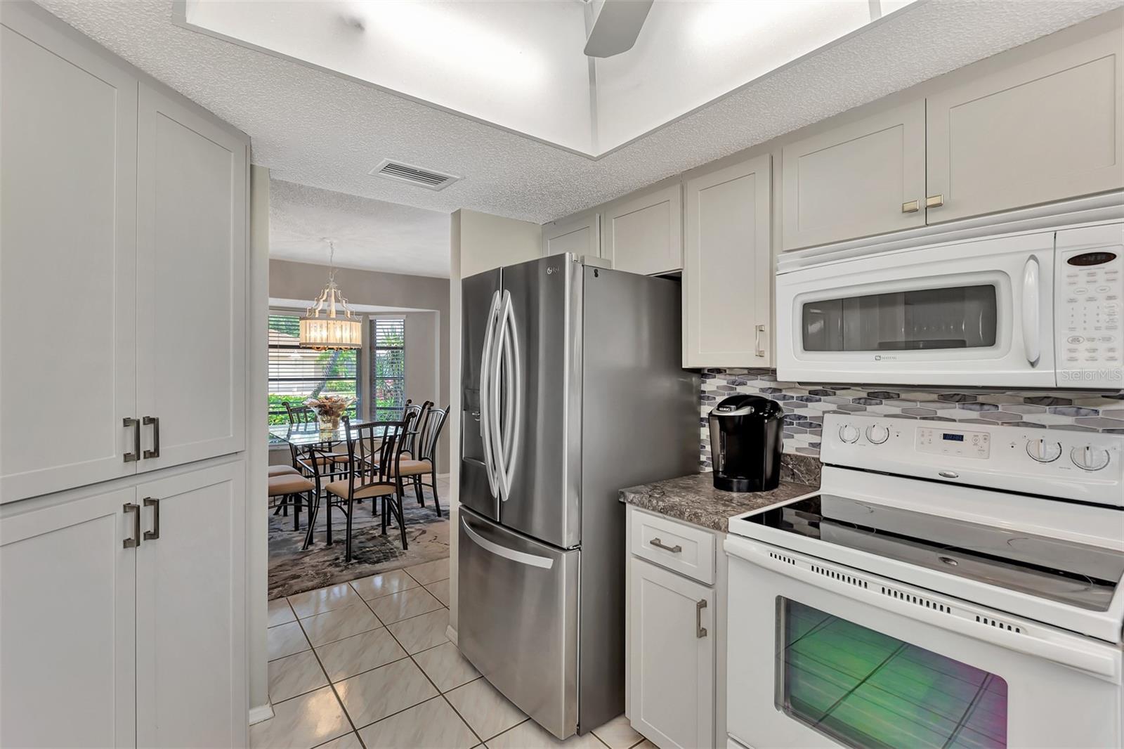 1567 WATERFORD DR, VENICE, FL, 34292