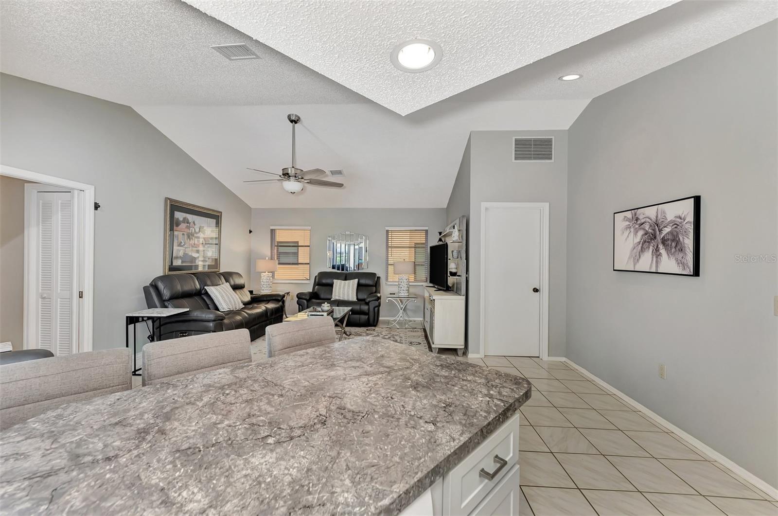 1567 WATERFORD DR, VENICE, FL, 34292