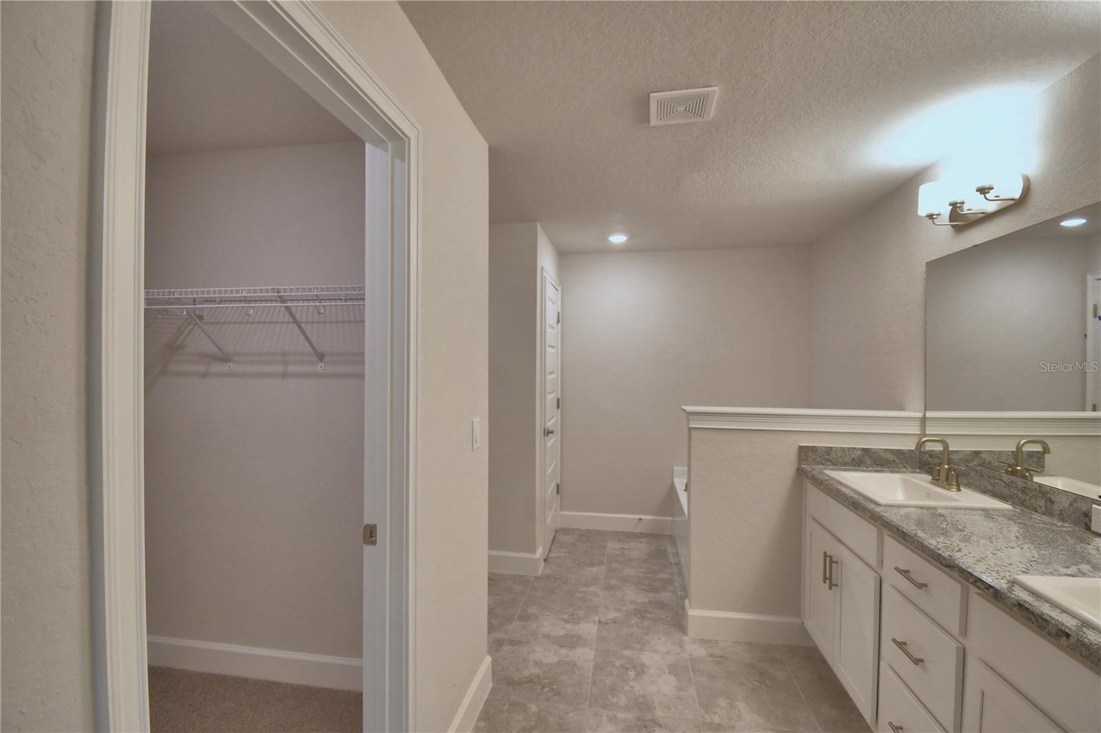 5500 KNIGHTS LANDING DR, LAKELAND, FL, 33810