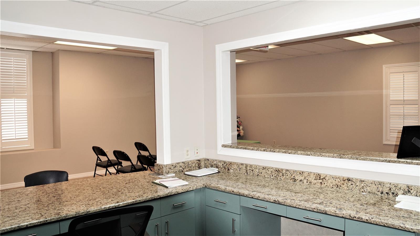 1287 N SEMORAN BLVD #100, ORLANDO, FL, 32807