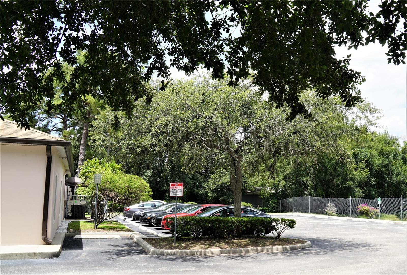 1287 N SEMORAN BLVD #100, ORLANDO, FL, 32807