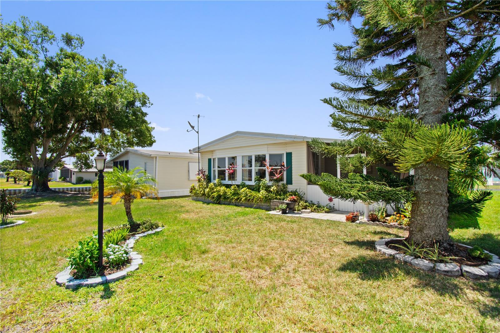 108 LAKE HAZEL DR, WINTER HAVEN, FL, 33884