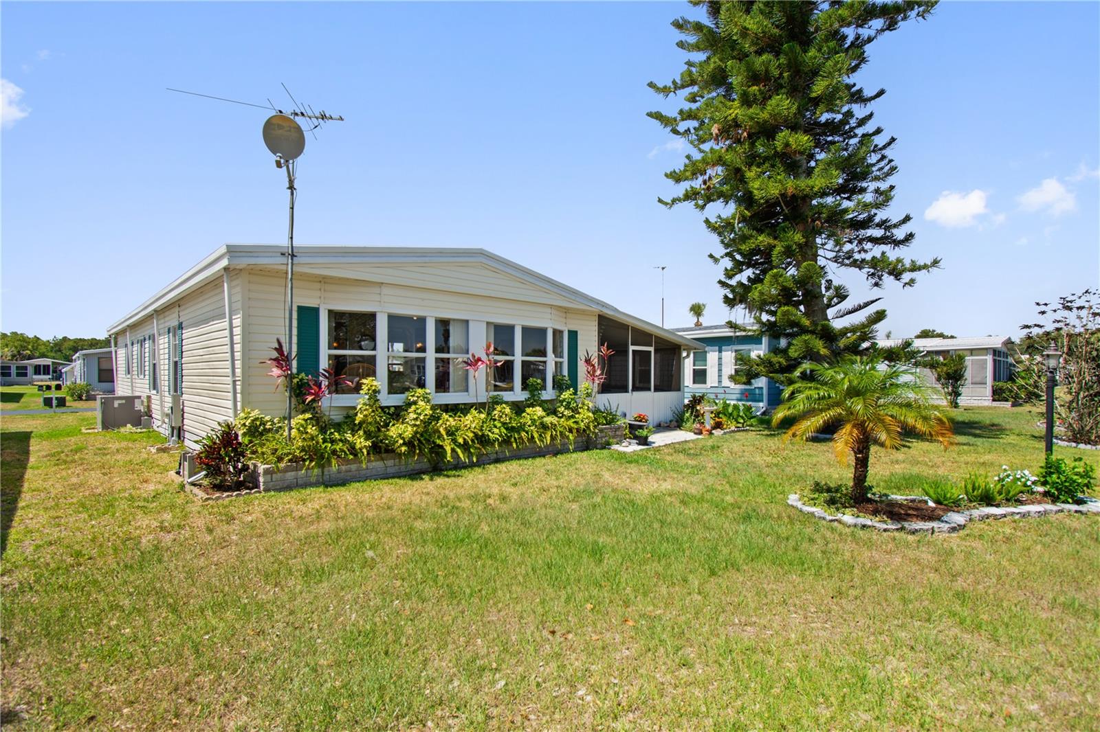 108 LAKE HAZEL DR, WINTER HAVEN, FL, 33884