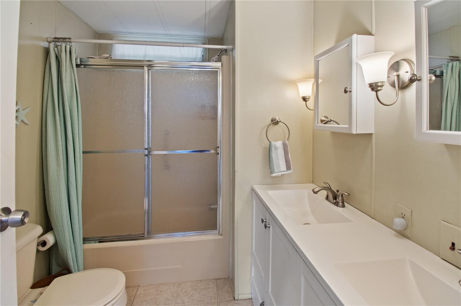 108 LAKE HAZEL DR, WINTER HAVEN, FL, 33884
