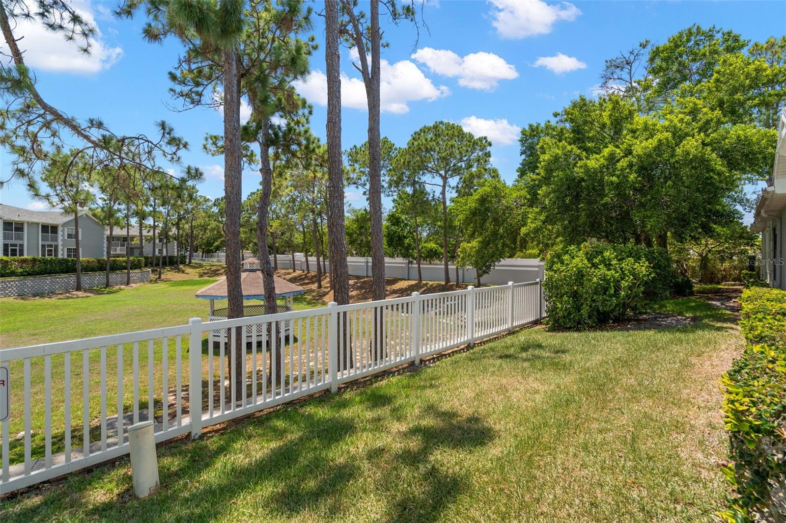 7704 HILLSIDE CT #104, HUDSON, FL, 34667