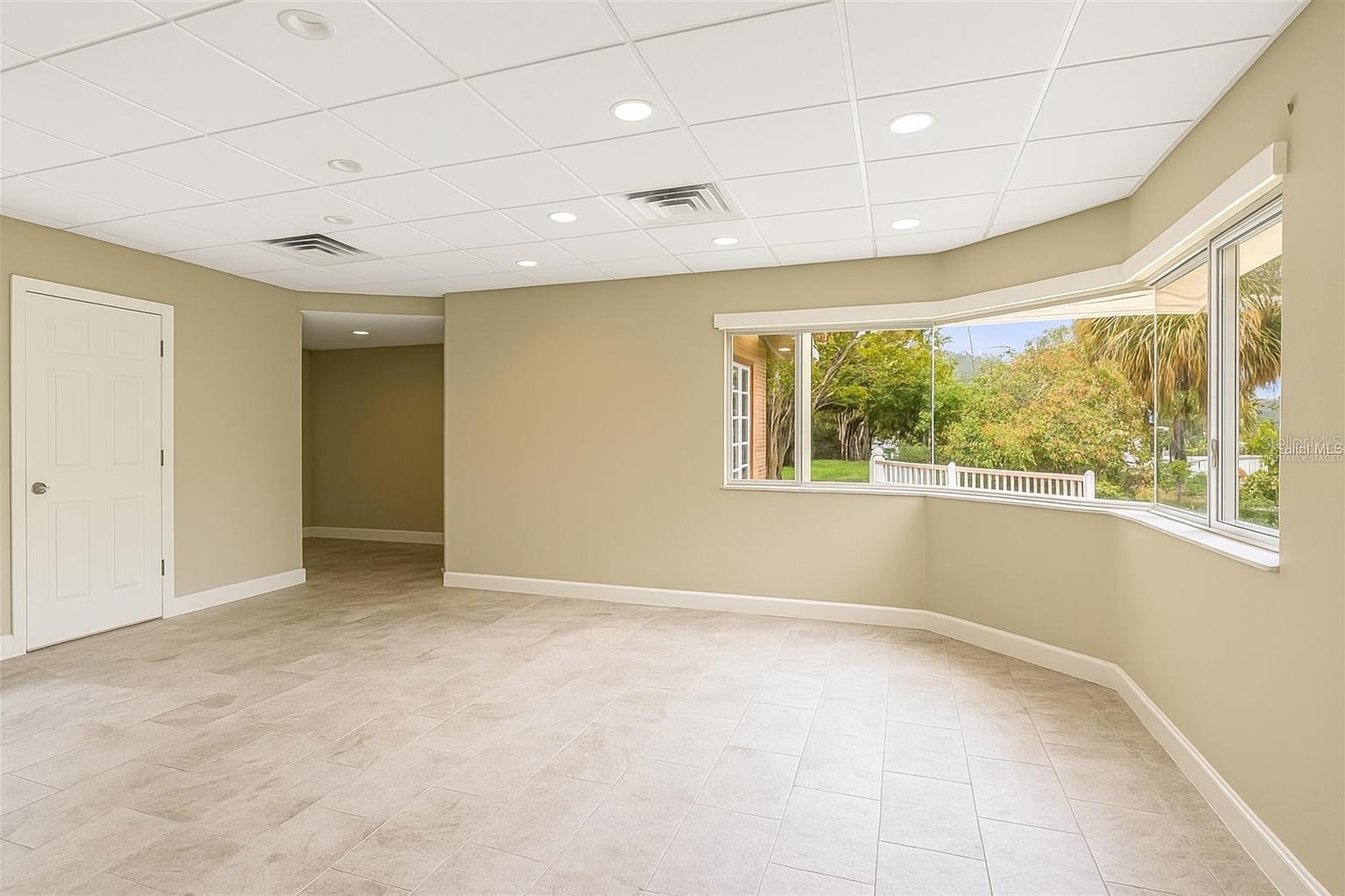 T3529596 Property Photo