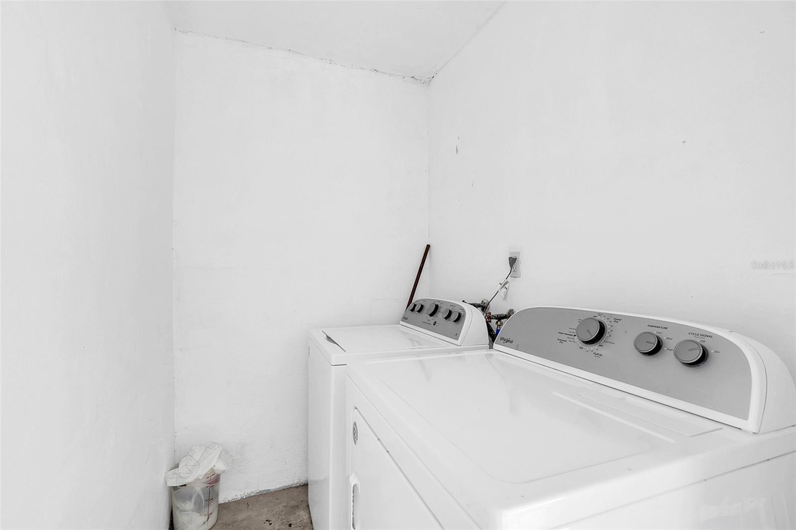 2704 E PINE ST, ORLANDO, FL, 32803